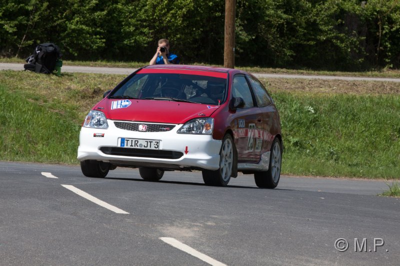 Rallye Fraenkisches_Weinland_06.05.2017_WP1_(abgebrochen)_040.jpg